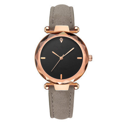 New Women's Casual Retro Artistic Quartz Watch